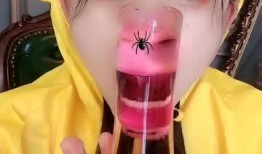 雨衣妹妹公开爆料视频,事件背后惊人真相